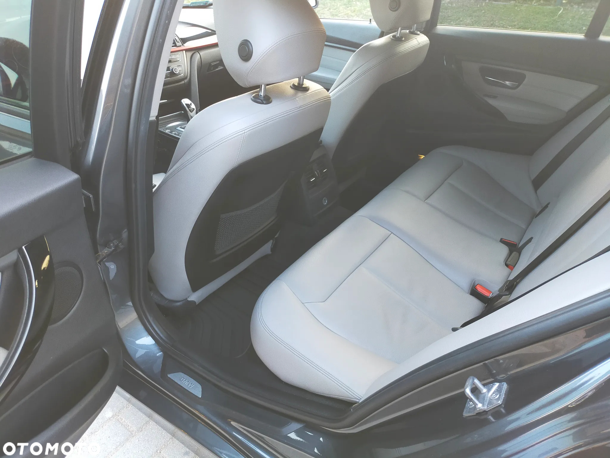 BMW Seria 3 330d Sport Line - 15