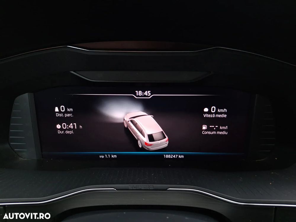 Skoda Superb 2.0 TDI DSG Style - 10