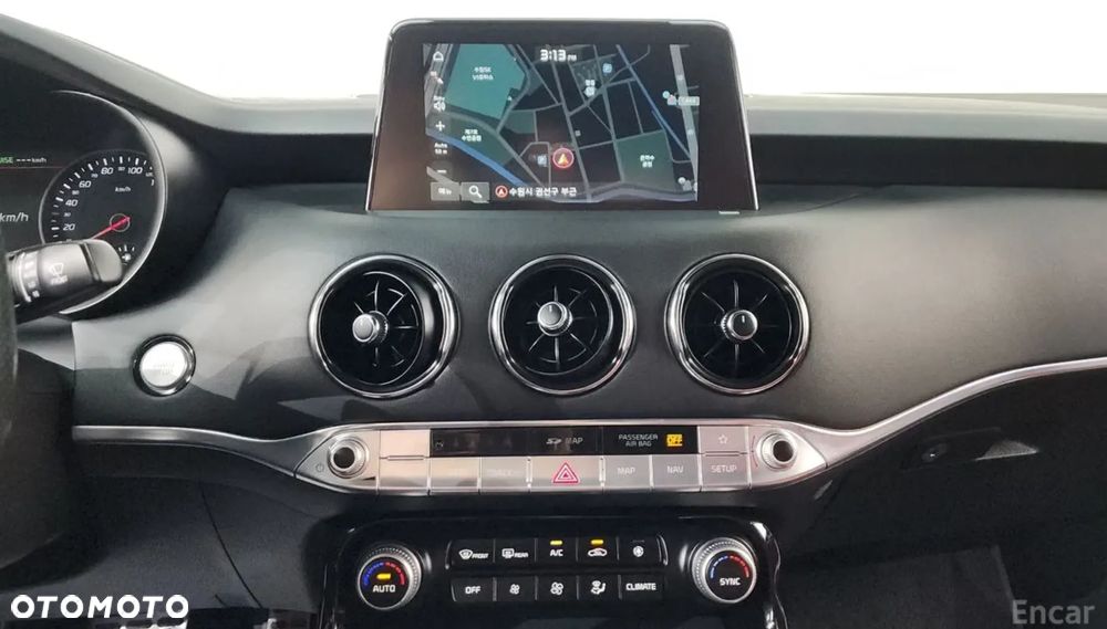 Kia Stinger 3.3 T-GDI AWD GT - 8
