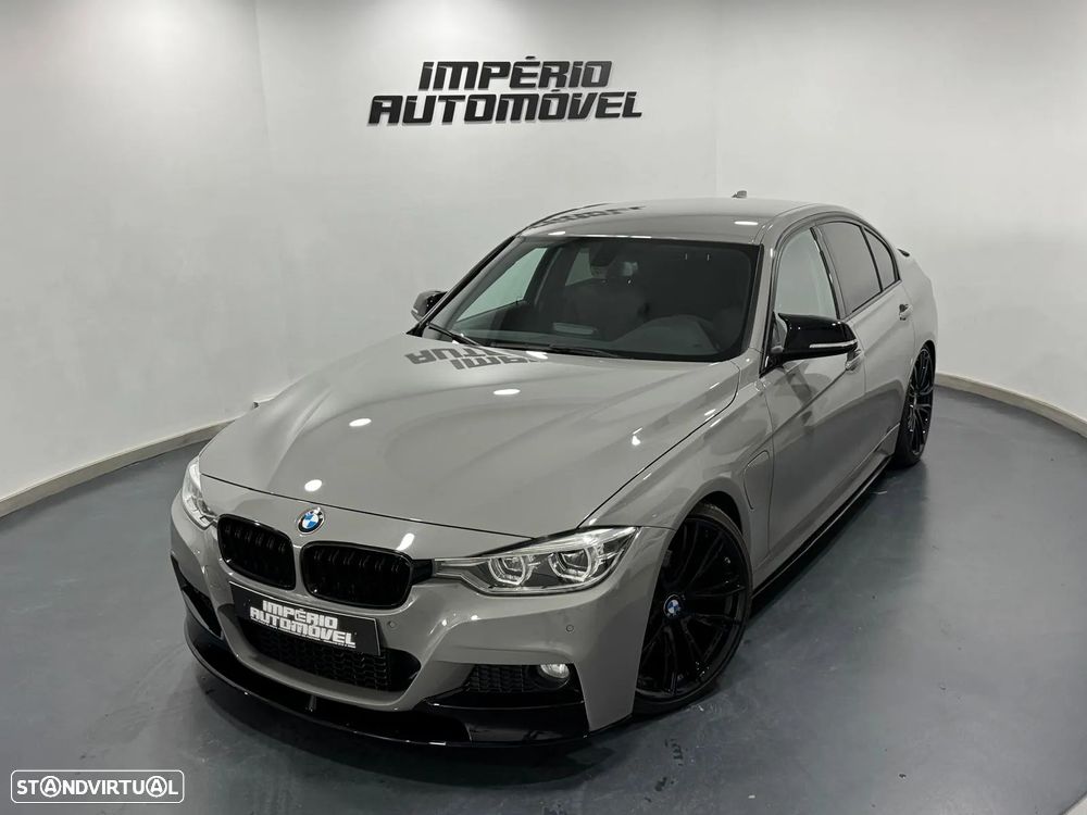 BMW 330 - 24