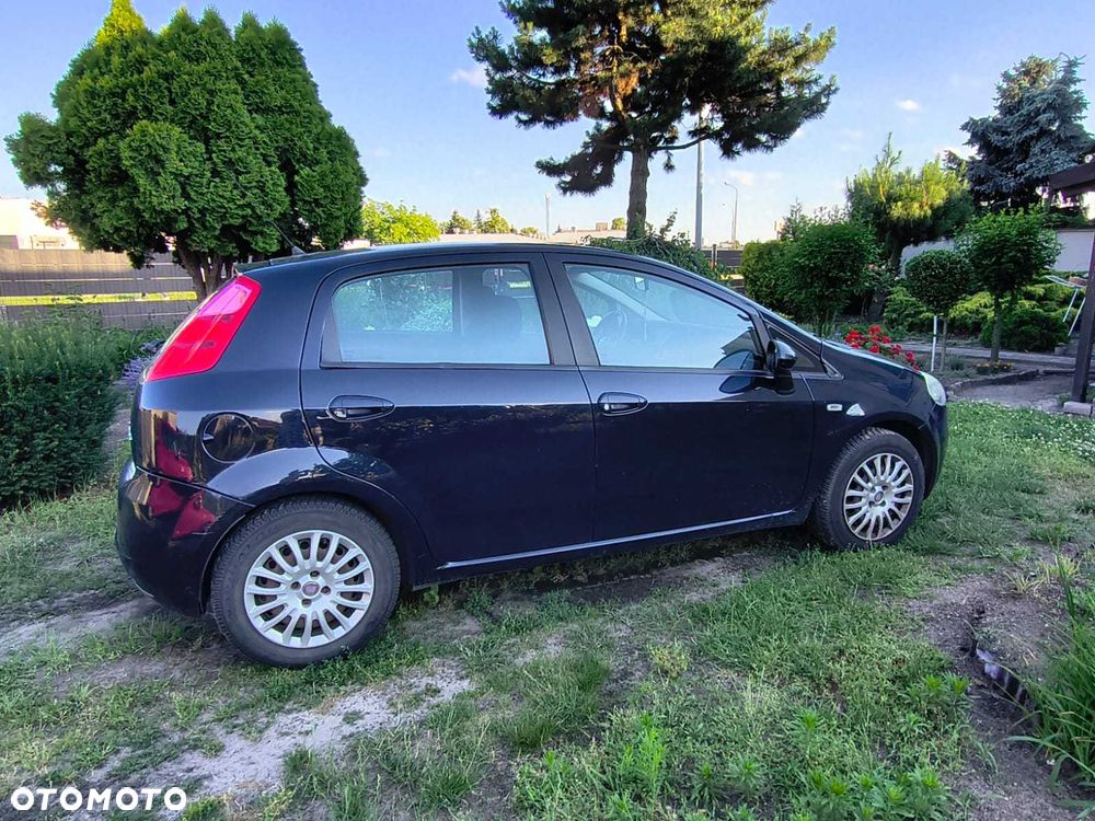 Fiat Grande Punto - 2