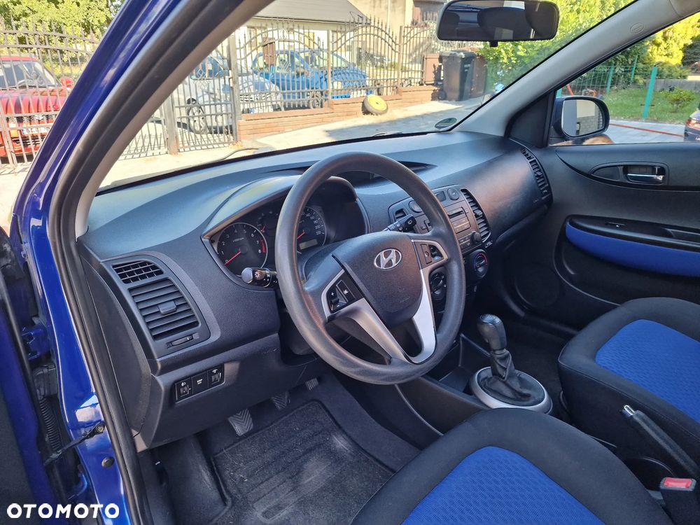 Hyundai i20 1.4 Comfort EU5 - 15