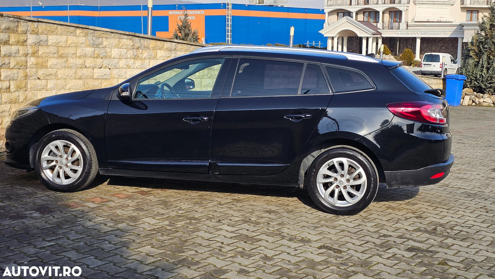 Renault Megane Grandtour ENERGY TCe 130 BOSE EDITION - 5
