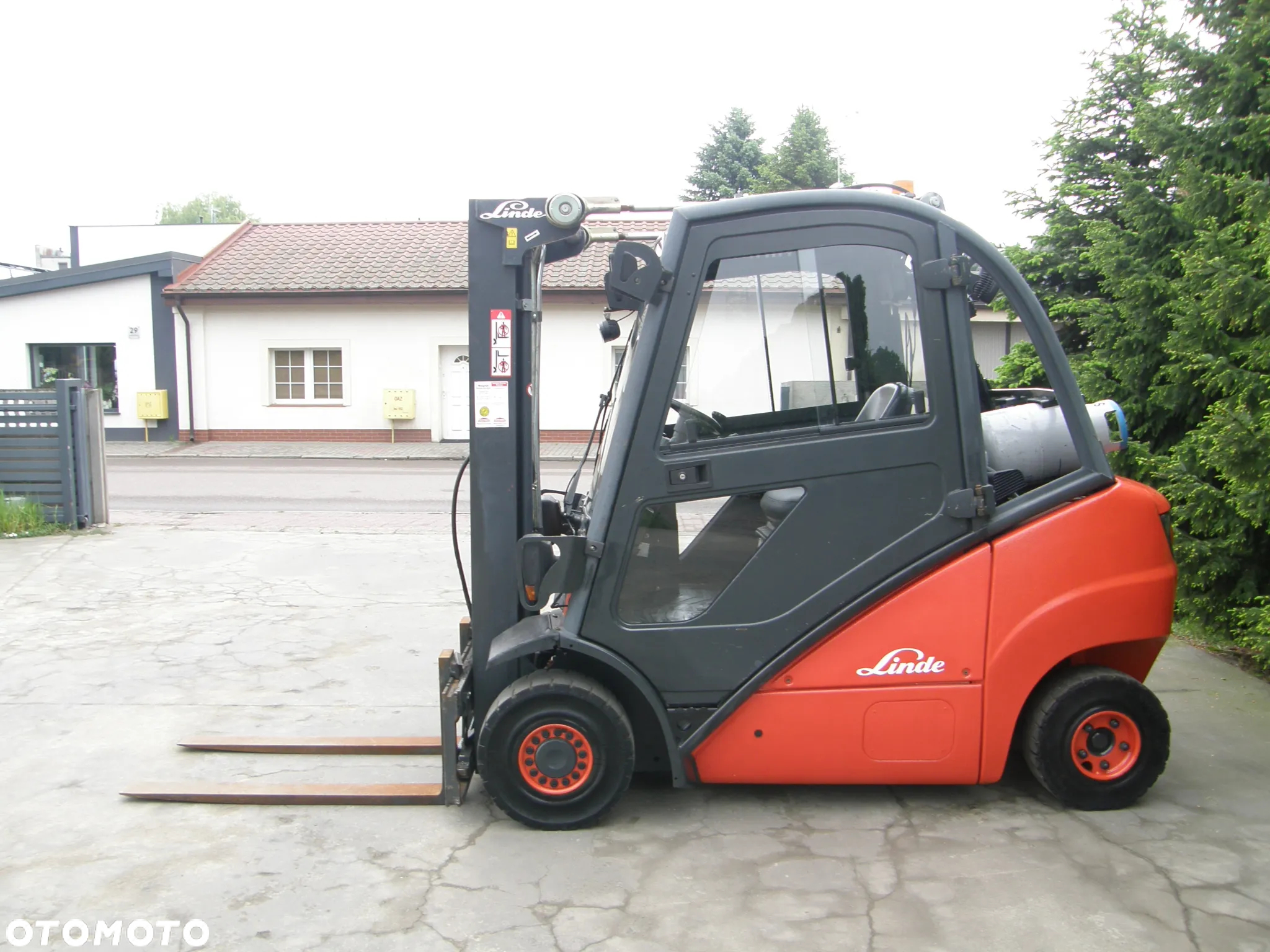 Linde H25T TRIPLEX 4,75m kabina przesuw z Niemiec - 18