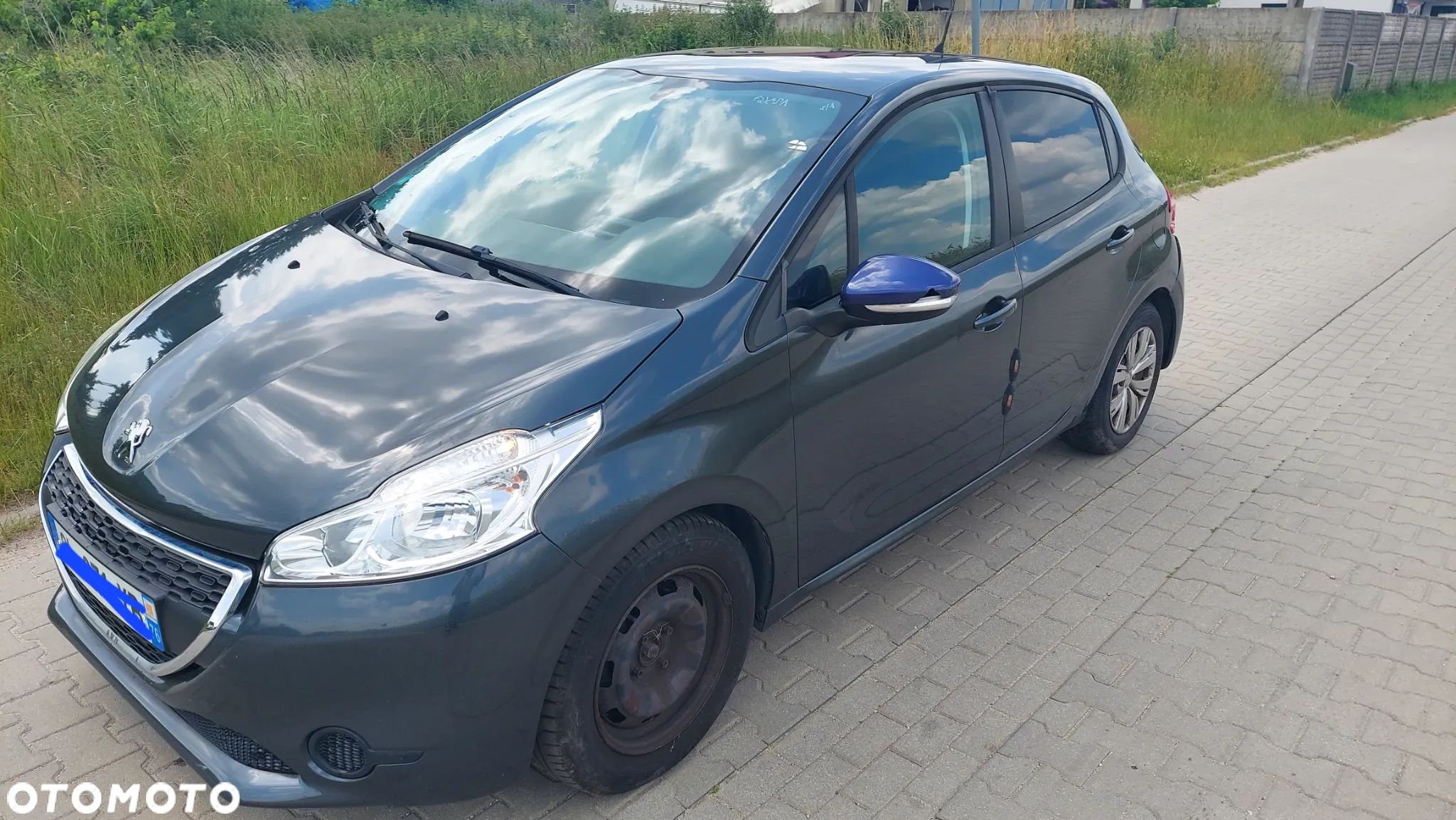 Peugeot 208 1.4 HDi Active - 1