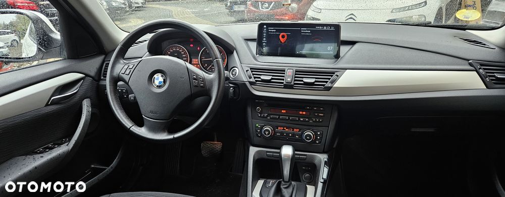 BMW X1 sDrive18d Sport Line - 32
