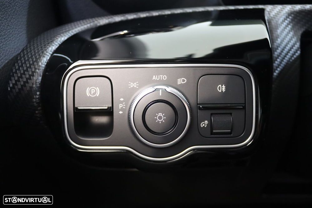 Mercedes-Benz A 200 Standard - 18