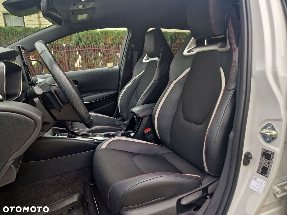 Toyota Corolla 2.0 Hybrid GR Sport Dynamic - 11