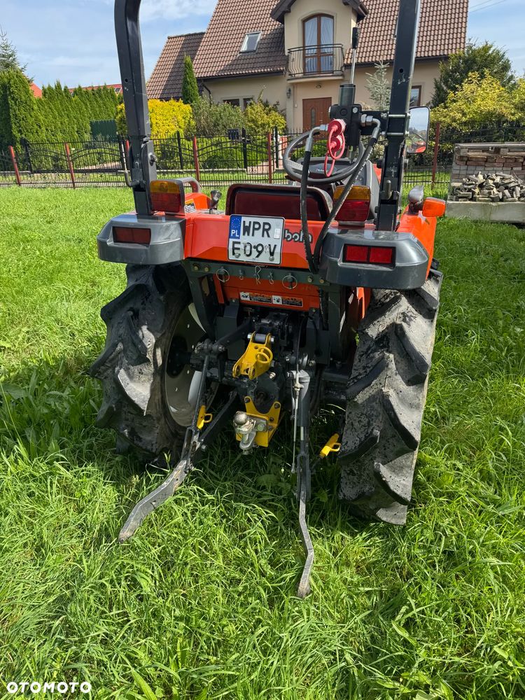 Kubota T22 - 4