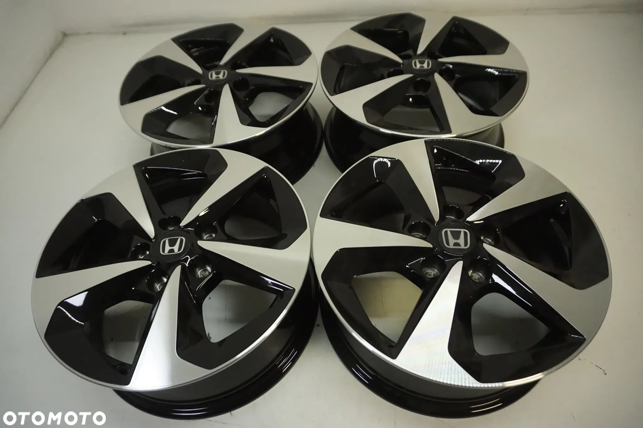 FELGI ALUMINIOWE 16 HONDA CR-V HR-V SR-V ACCORD CIVIC UFO - 1