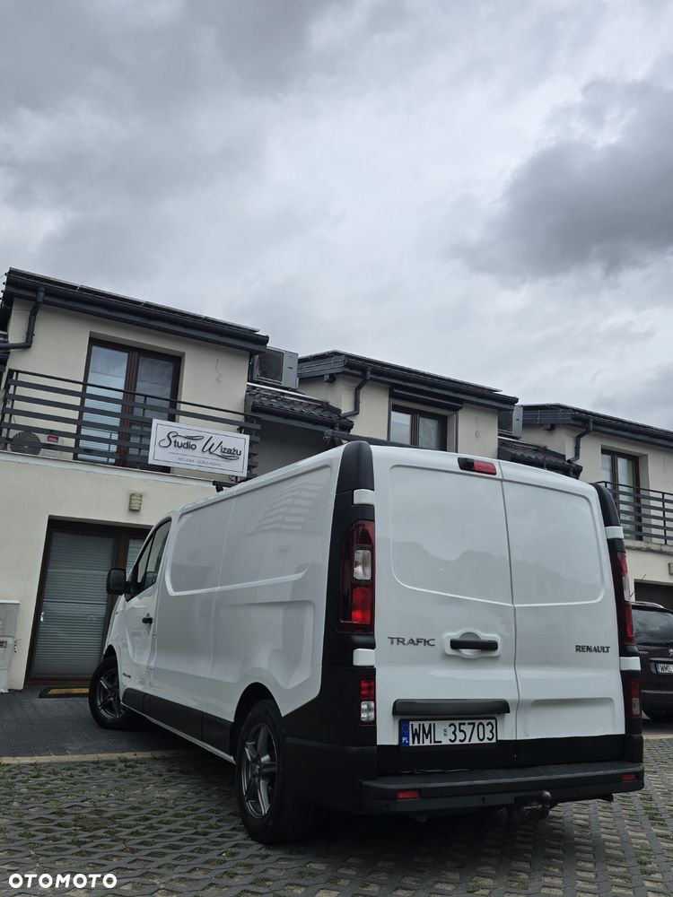 Renault Trafic - 10