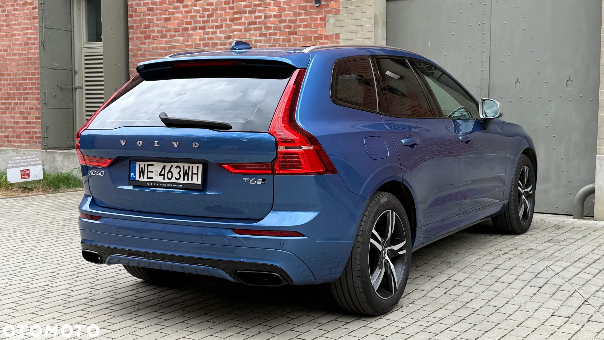 Volvo XC 60 T6 AWD R-Design - 2