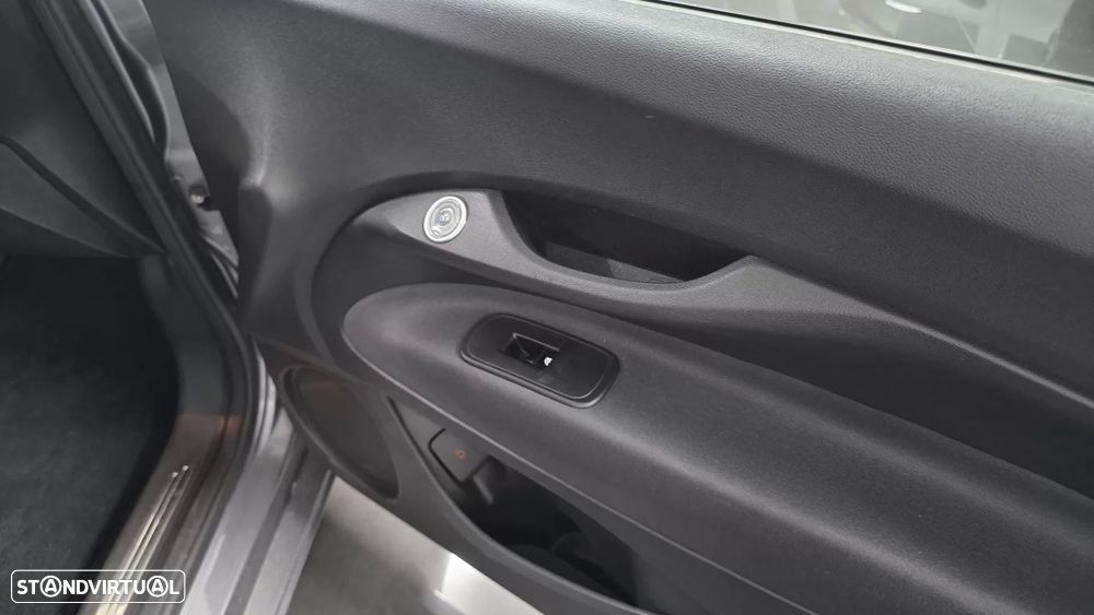 Fiat 500e 42kWh ICON — fotografia 27
