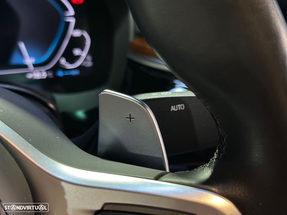 BMW 530 e Pack M - 23