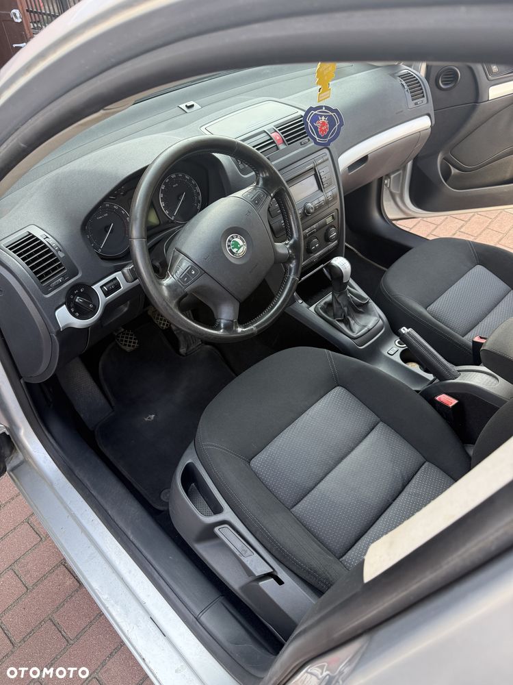 Skoda Octavia - 5