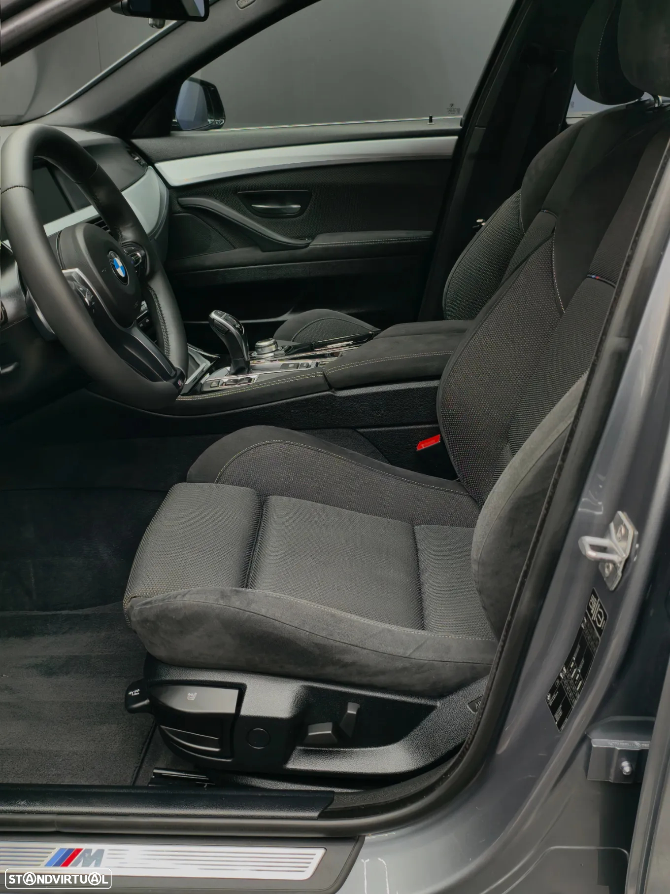 BMW 520 d Pack M Auto - 38