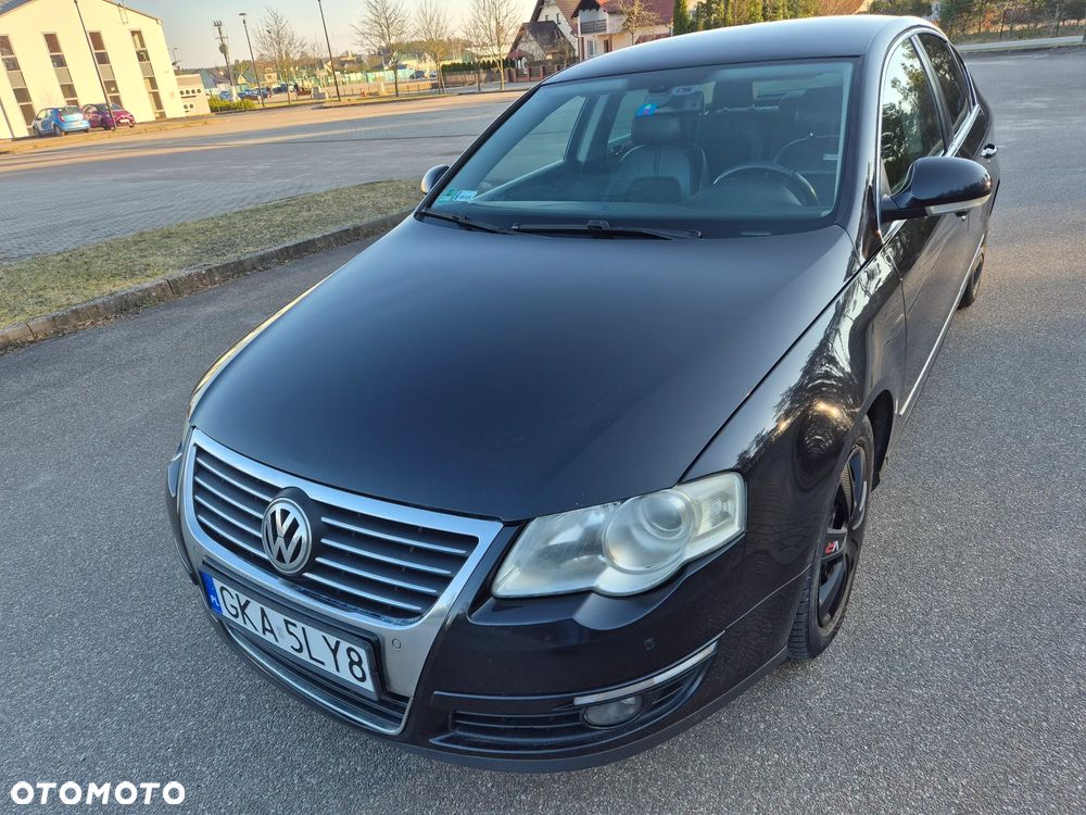 Volkswagen Passat 2.0 TDI DPF Highline - 25