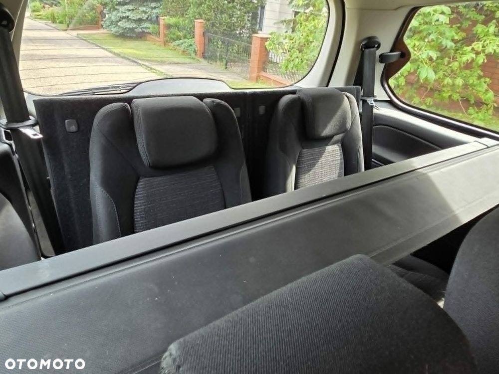 Ford Galaxy 2.0 TDCi Platinium X (Titanium) - 13
