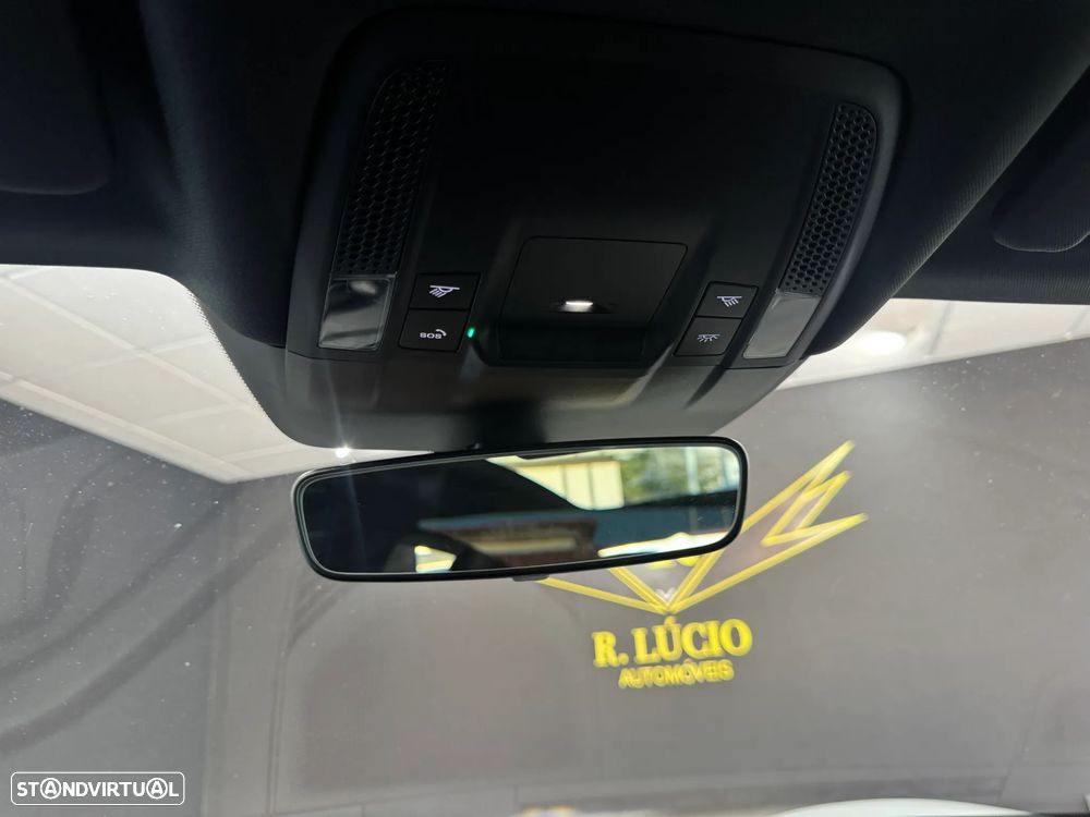 Porsche Taycan Bateria Performance Plus - 29