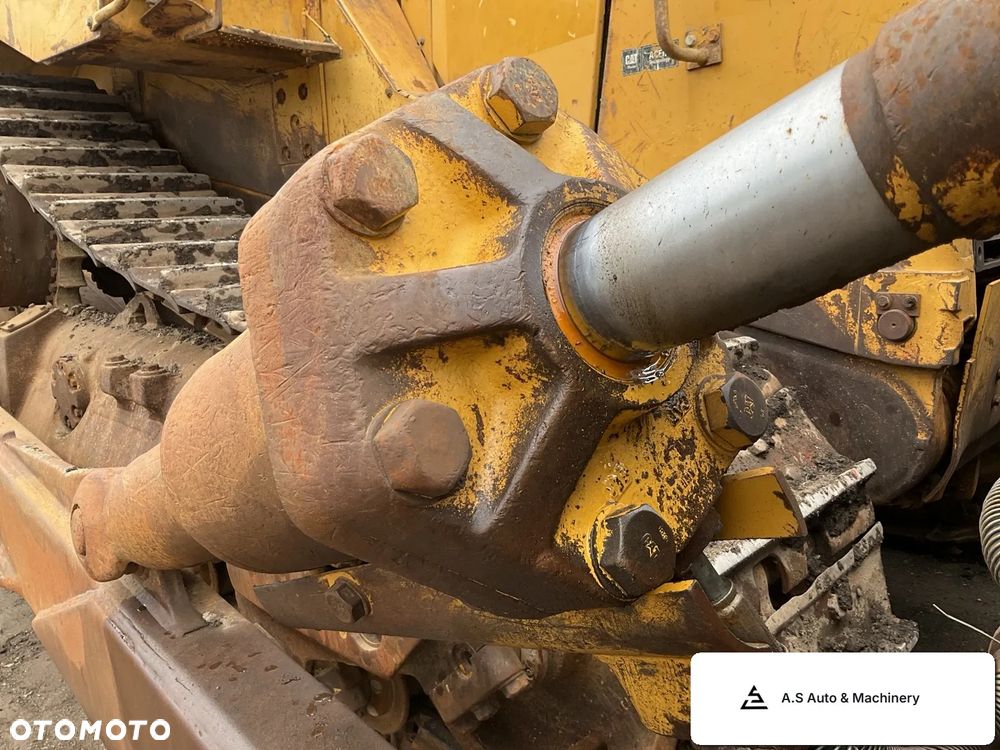 Caterpillar D9T - 18