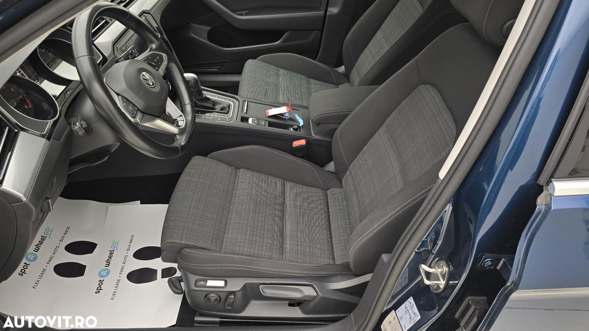 Volkswagen Passat 1.5 TSI ACT DSG Comfortline - 12