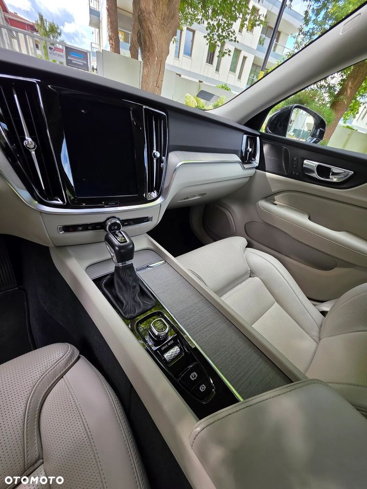 Volvo S60 T5 Inscription - 8