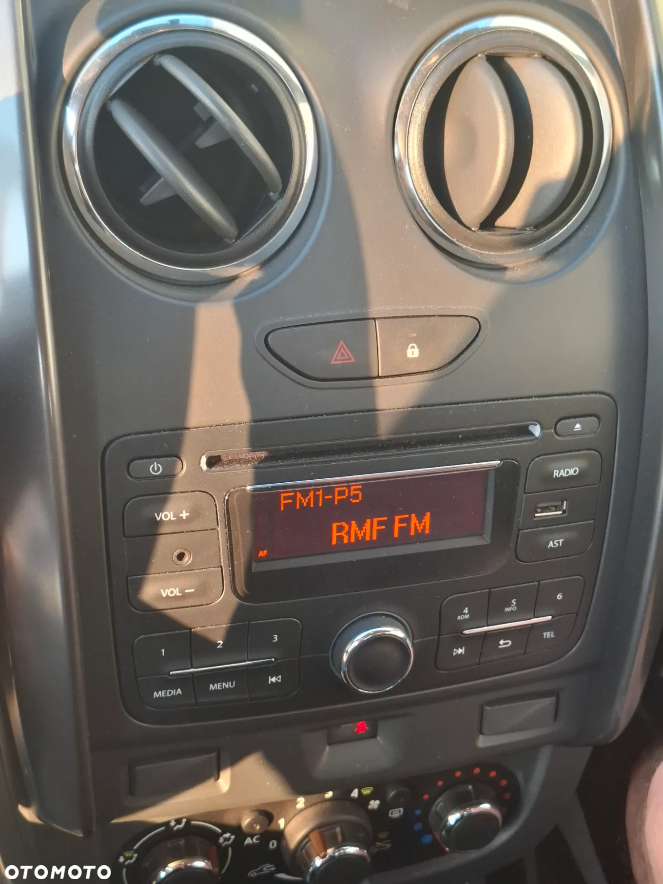 Dacia Duster 1.6 - 4