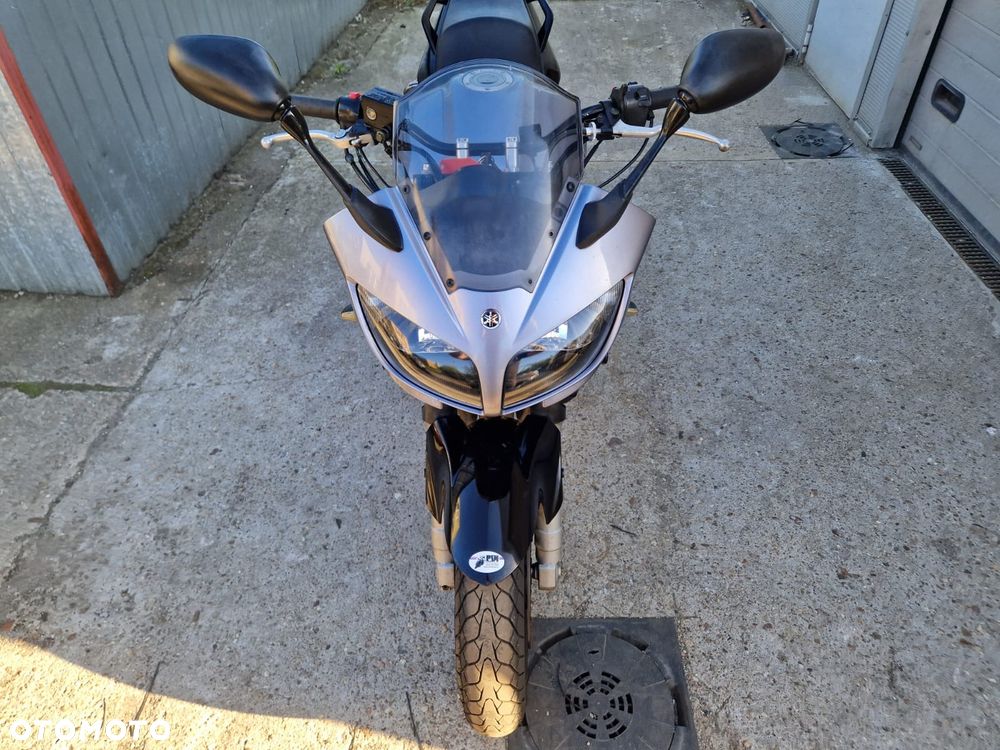 Yamaha FZS - 3