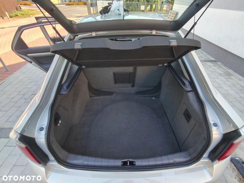 Opel Vectra 1.8 Cosmo EasyTronic - 19