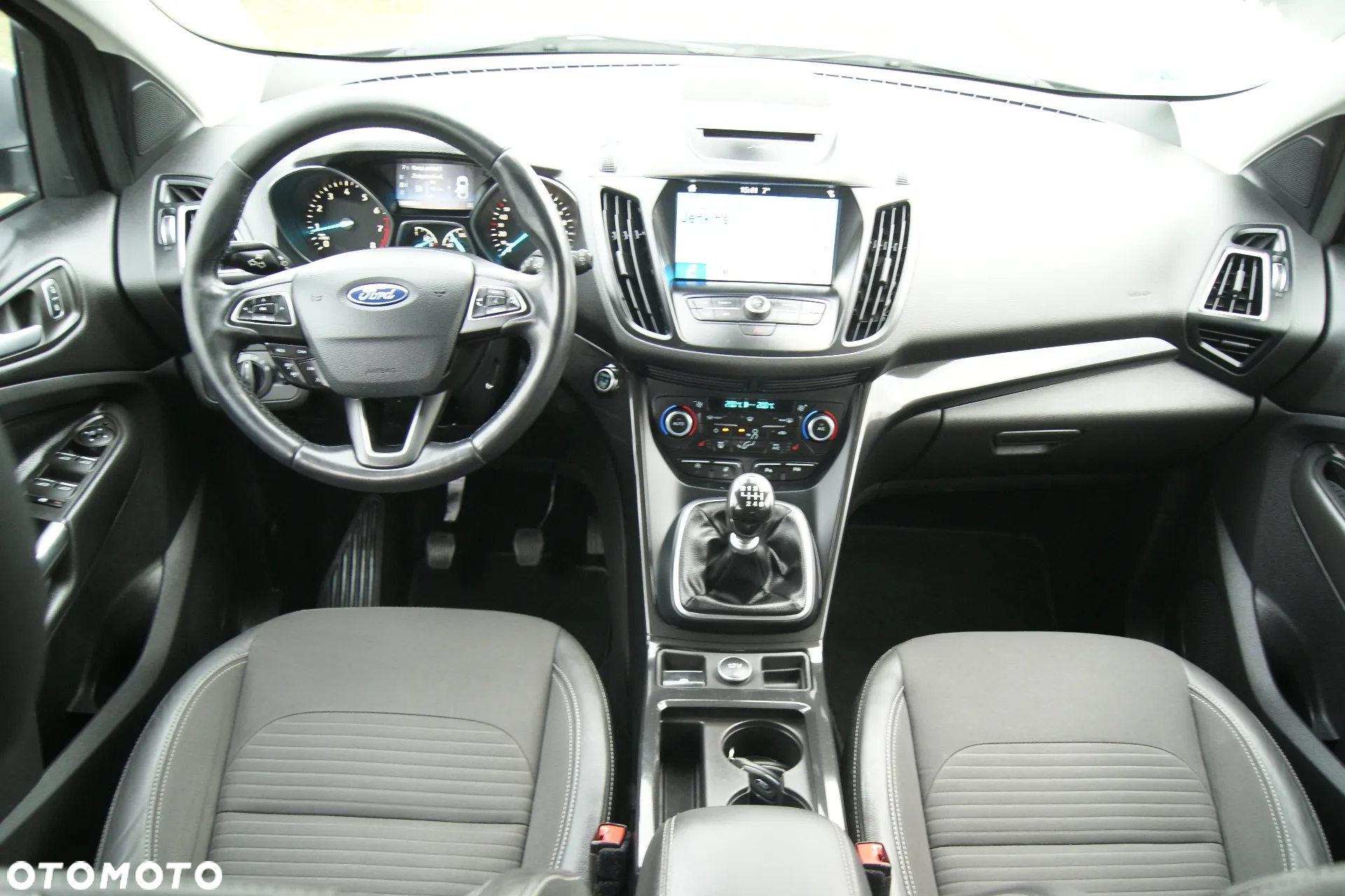 Ford Kuga - 7