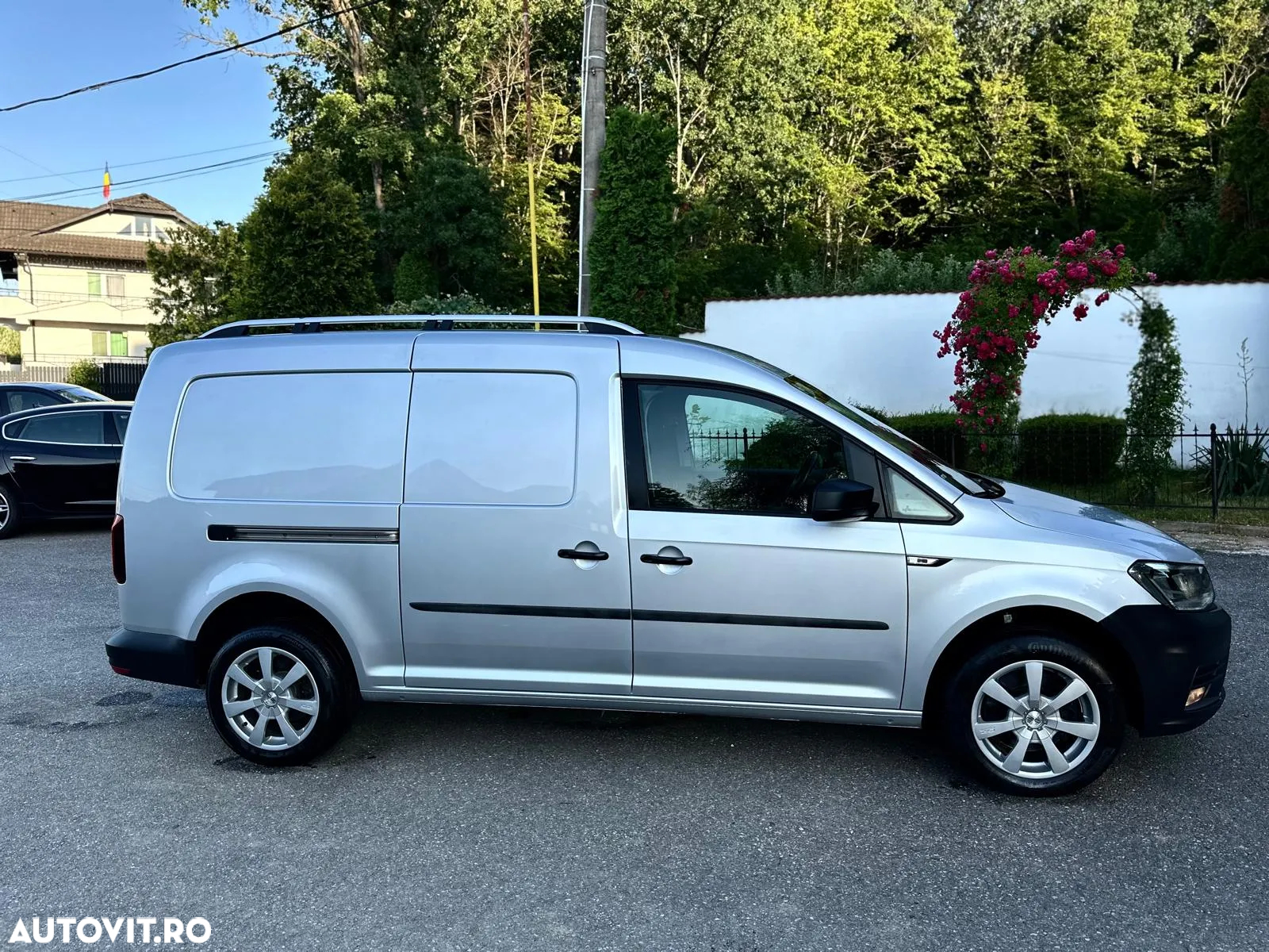 Volkswagen Caddy Maxi - 21