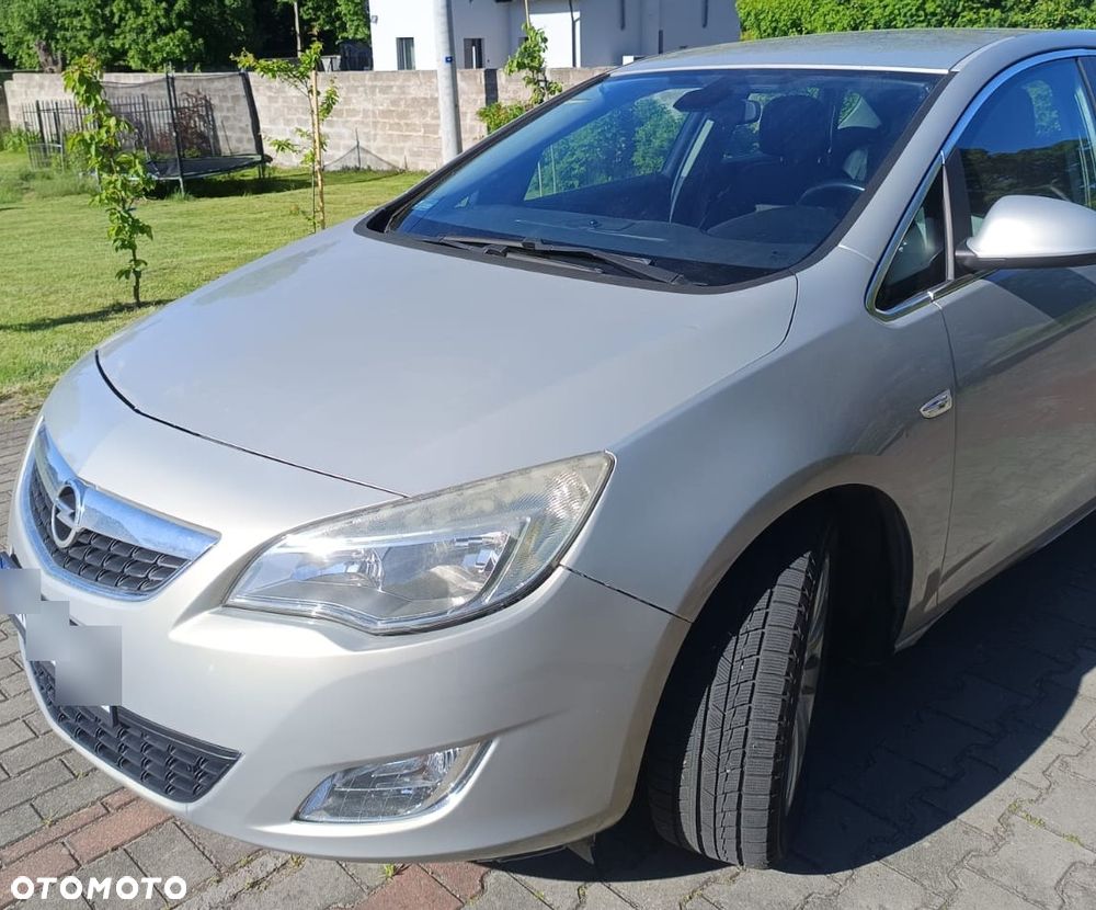 Opel Astra 1.6 111 EasyTronic - 1