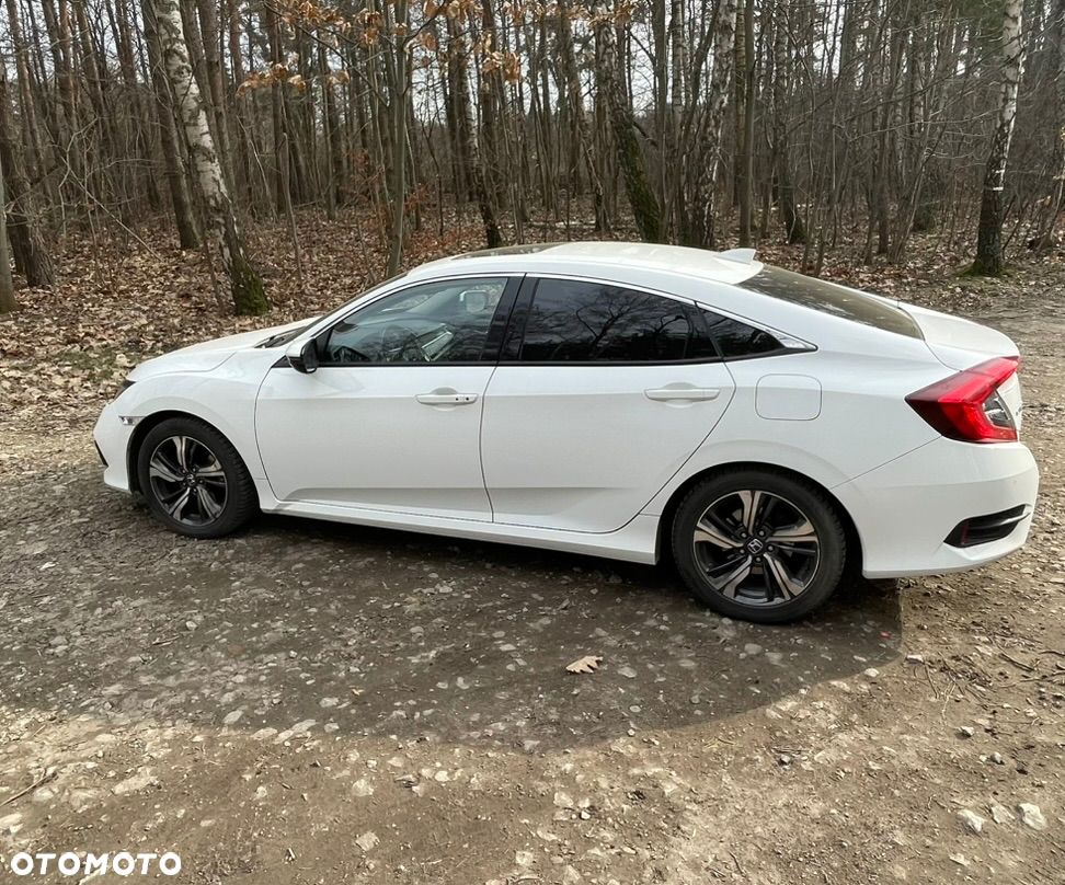 Honda Civic 1.5 T Executive CVT - 2