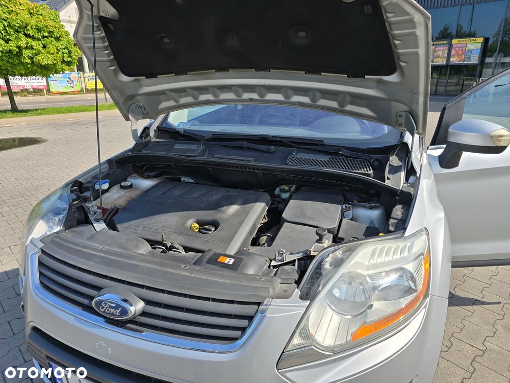 Ford Kuga 2.0 TDCi Titanium - 6