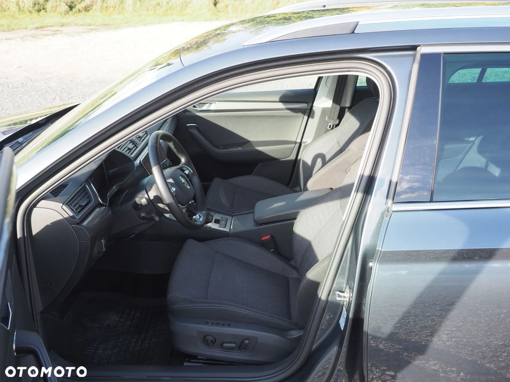 Skoda Superb 2.0 TSI Style DSG - 26