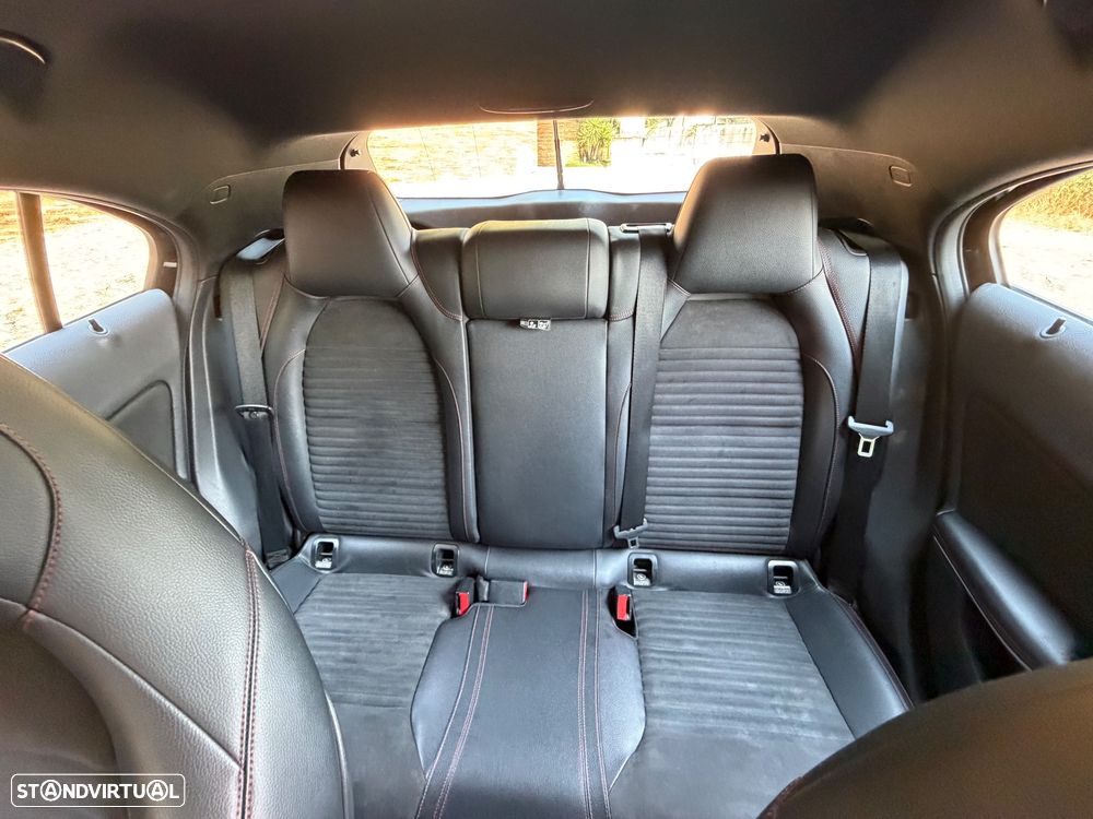Mercedes-Benz A 180 CDI 7G-DCT AMG Line - 19