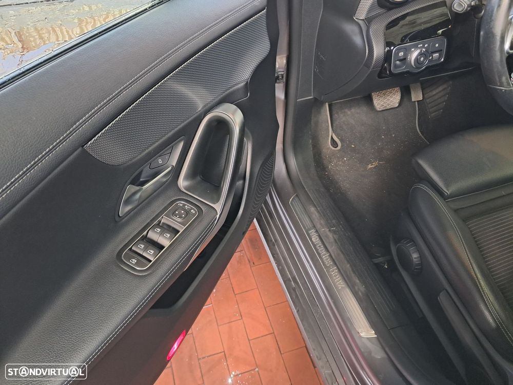 Mercedes-Benz CLA 200 Shooting Brake Style Aut. - 4