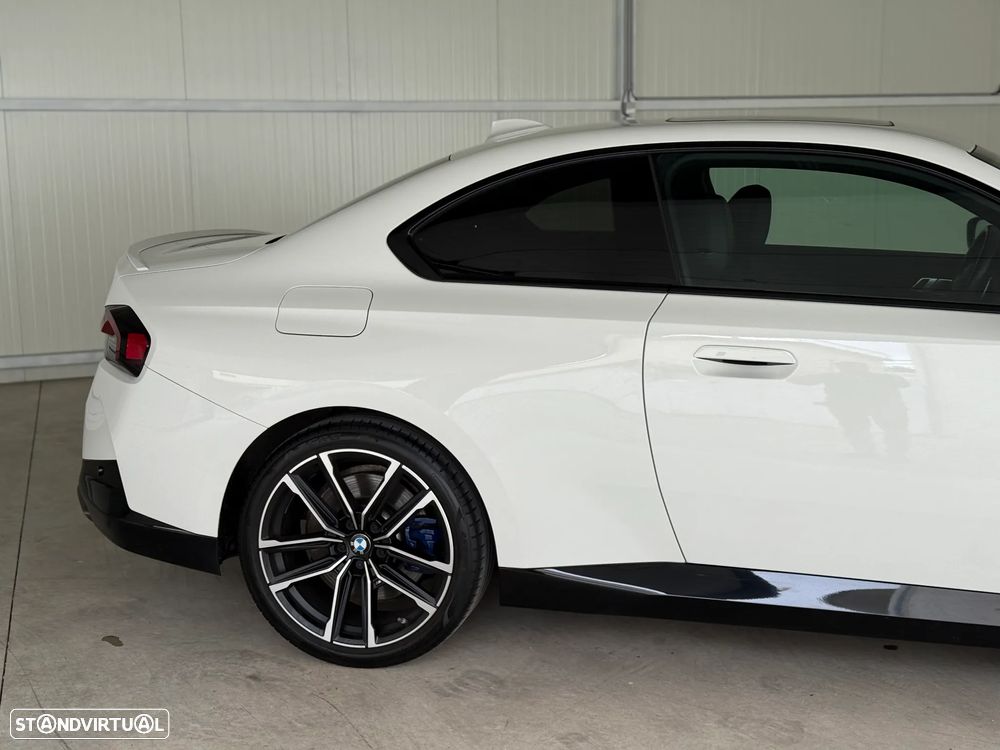 BMW M240i xDrive Auto - 10