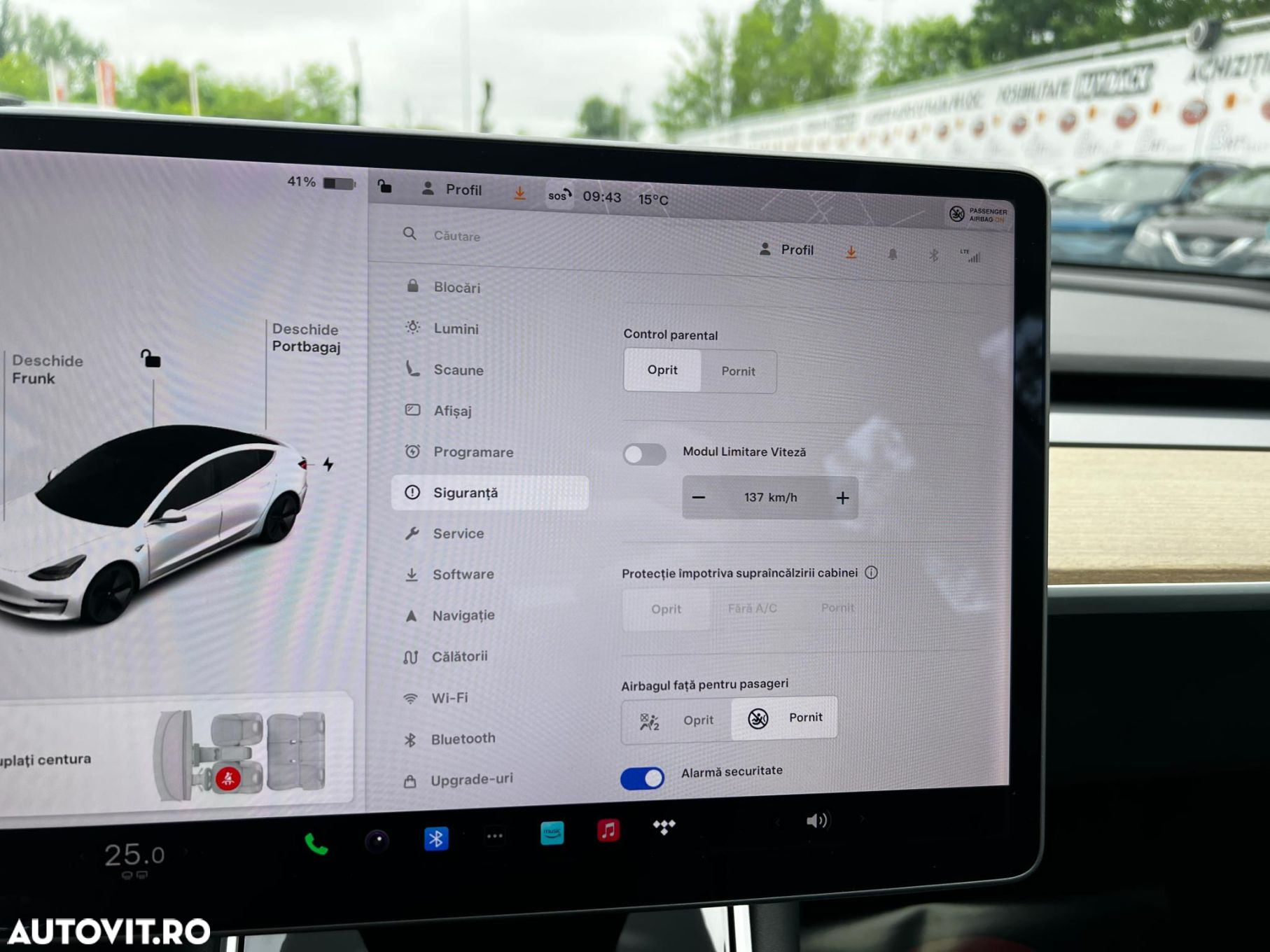 Tesla Model 3 - 32