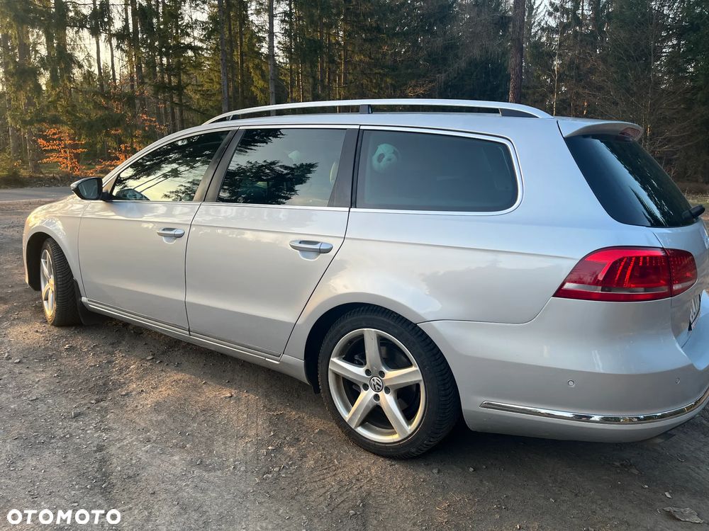 Volkswagen Passat 2.0 TDI 4Mot Highline DSG - 4