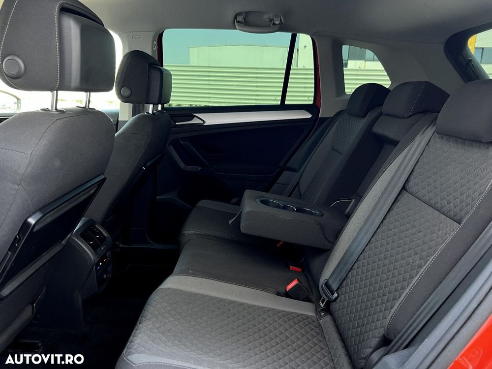 Volkswagen Tiguan - 24