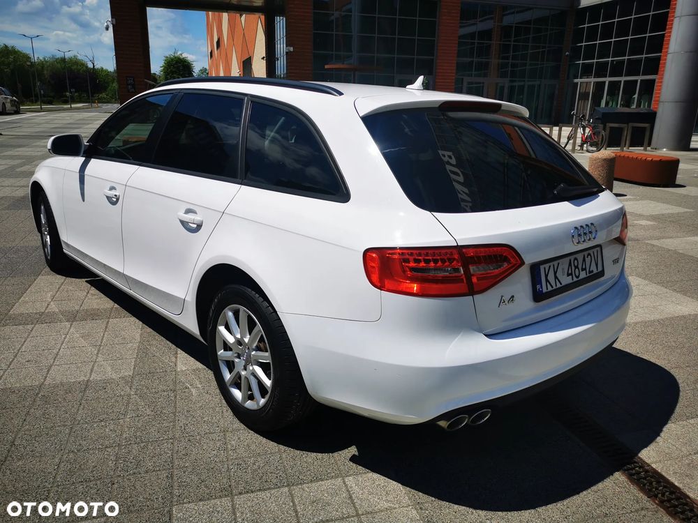 Audi A4 Avant 2.0 TDI DPF clean diesel Attraction - 22