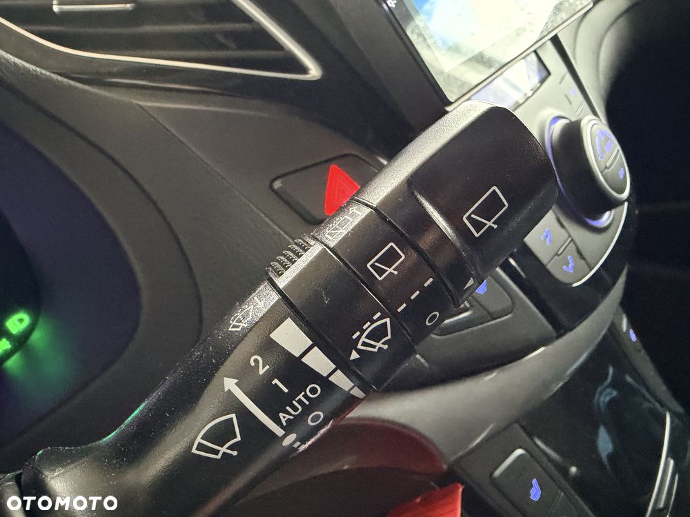 Hyundai i40 Kombi 1.7 CRDi Premium - 25