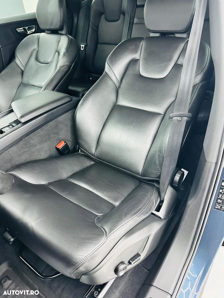 Volvo XC 60 D3 Momentum Pro - 21