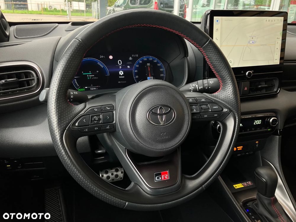 Toyota Yaris Hybrid 1.5 GR Sport - 25