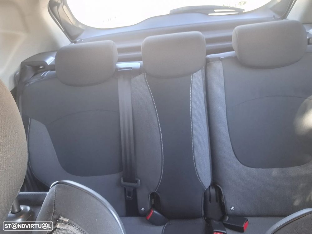 Renault Captur 1.5 dCi - 10
