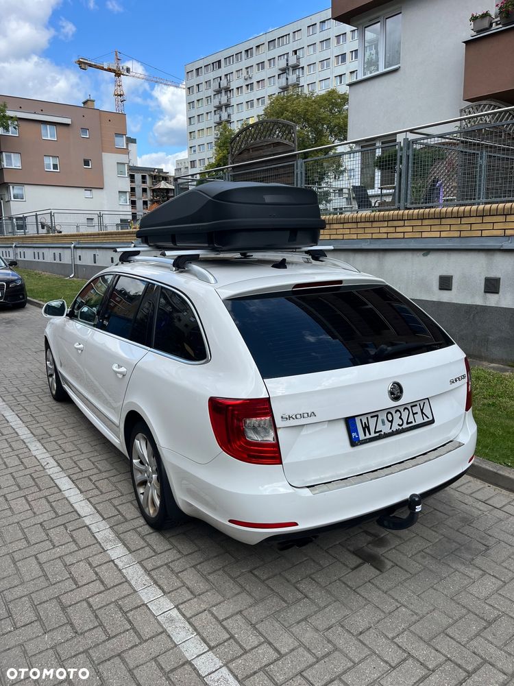 Skoda Superb 2.0 TDI Elegance DSG - 17