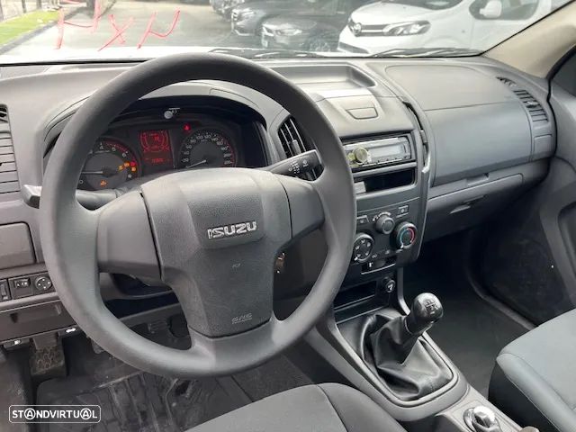 Isuzu D MAX CAB/DUPLA 163cv 4X4 - 10