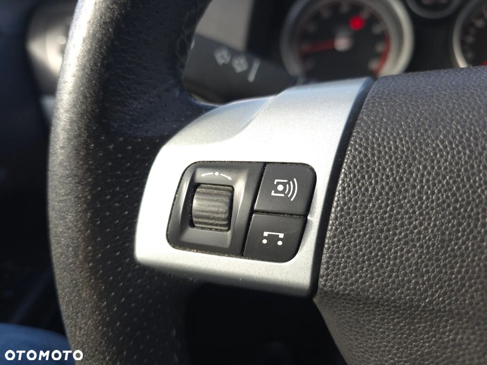 Opel Astra 1.6 T Sport - 22