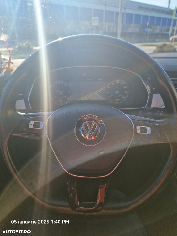 Volkswagen Passat 2.0 TDI SCR DSG Highline - 12